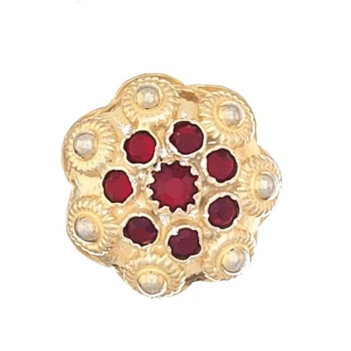 Halsknapp nr. 26 forgylt med rød stein