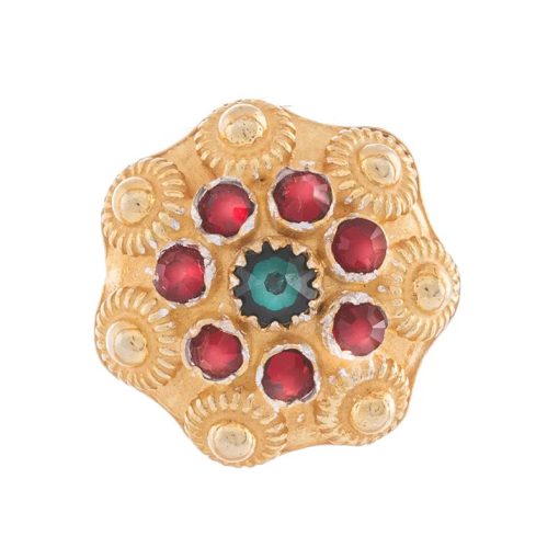 Halsknapp nr. 26 forgylt med røde og grønne steiner