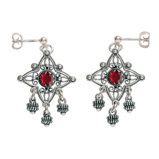 Ørepynt nr. 24 oksydert med rød stein