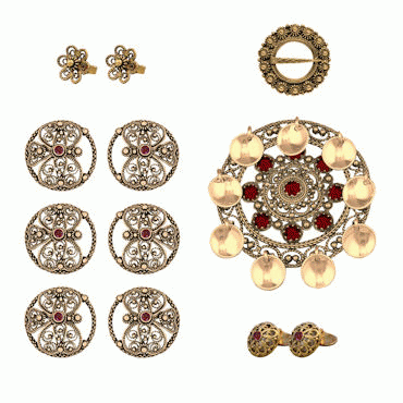 Bunadsølv pakke beltestakk nr. 6 gammelforgylt med røde stener