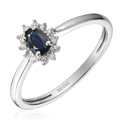 Ring i hvitt gull, Rosett med safir og diamanter 0,04 ct.