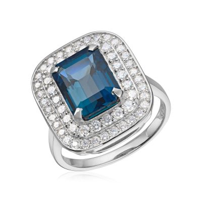 Ring i hvitt gull Manhattan, London Blue Topas og Diamanter 0.84 ct.