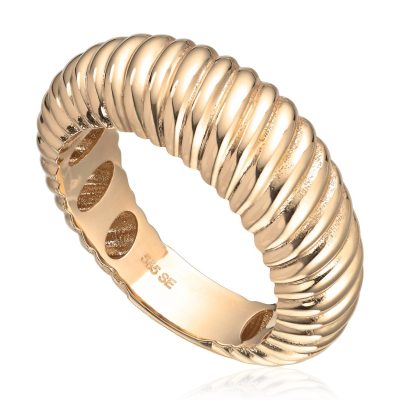 Ring i gull, "Old Money"